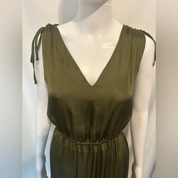 Banana Republic Sz 10 Forest Green Silk Maxi Dress Fairycore Forest Witch Siren - Picture 3 of 12
